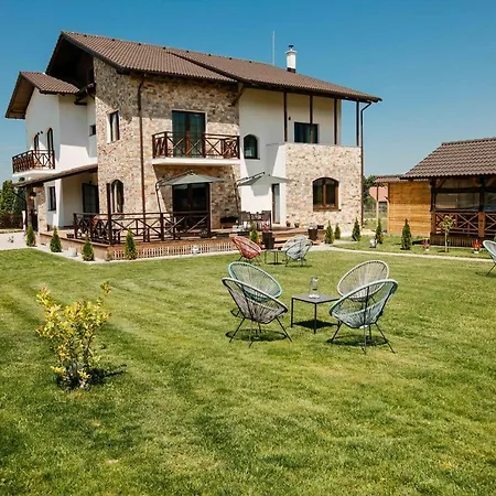 Casa Iarina * Statiunea Climaterica Sambata